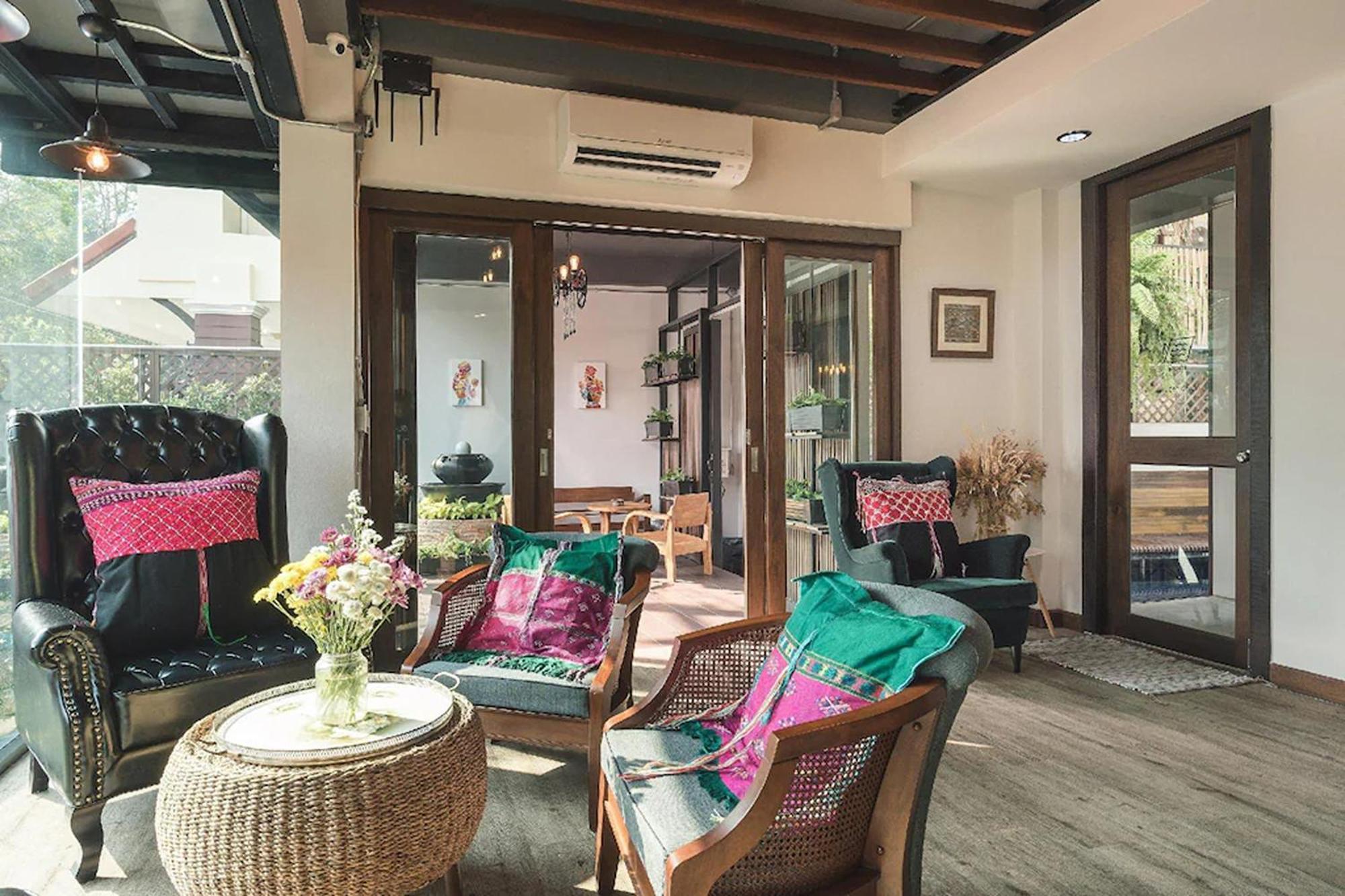 33 Poshtel (Adults Only), Chiang Mai